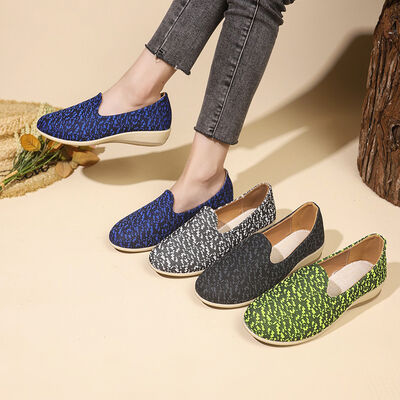 Contrast Round Toe Slip-Ons