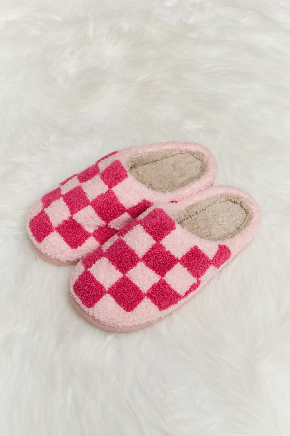 Melody Checkered Print Plush Slide Slippers - pvmark