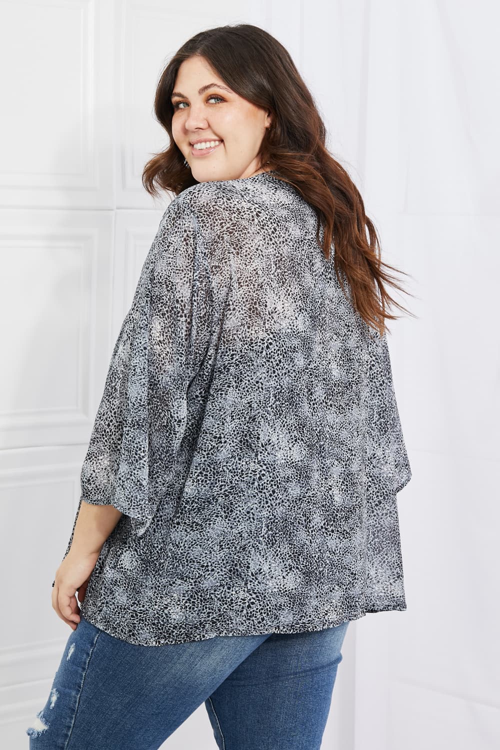 Melody Full Size Snake Print Chiffon Kimono - pvmark