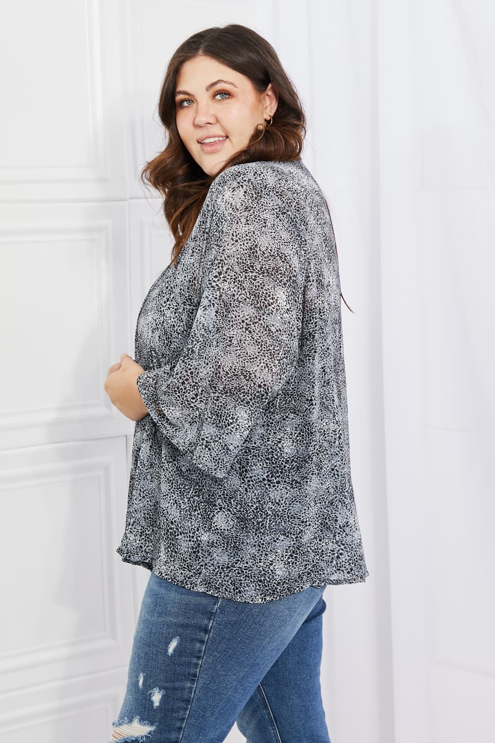 Melody Full Size Snake Print Chiffon Kimono - pvmark