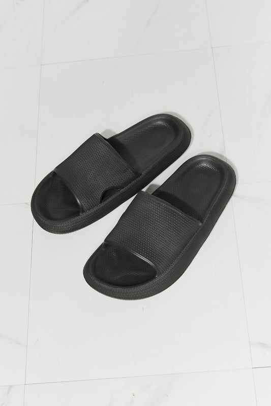 MMShoes Arms Around Me Open Toe Slide in Black - pvmark