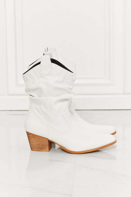 MMShoes Better in Texas Scrunch Cowboy Boots in White - pvmark