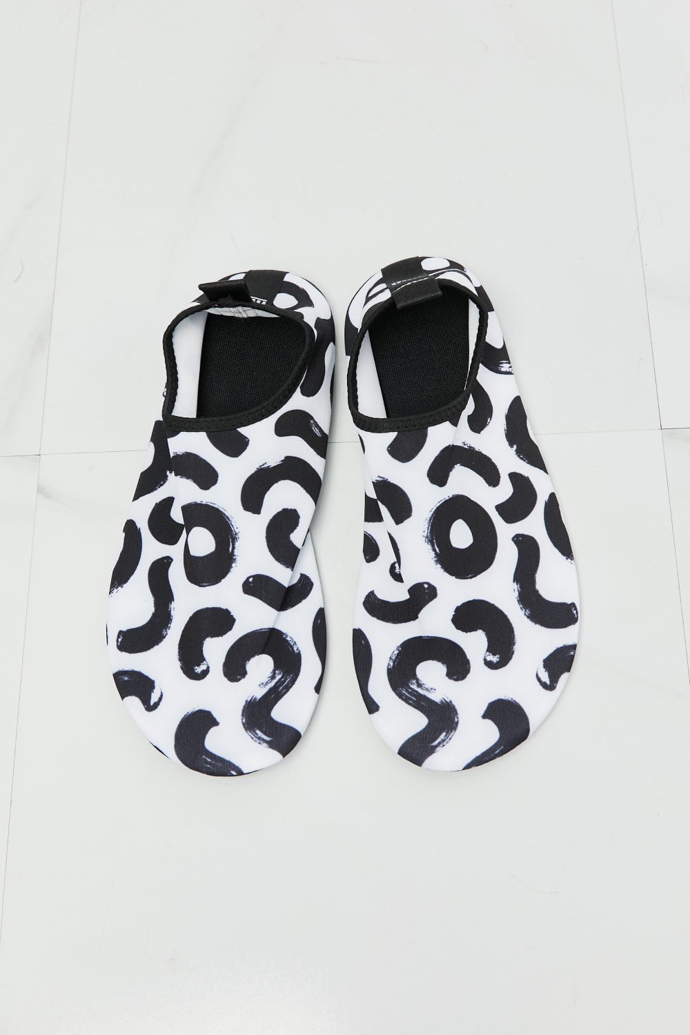 MMshoes On The Shore Water Shoes in White - pvmark
